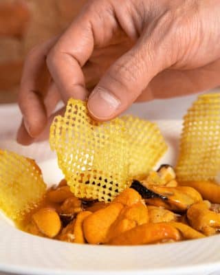 Moules fumées en présentation - Portomar - Nouvelle Vague l'épicerie fine de la pêche à Bordeaux depuis 2017