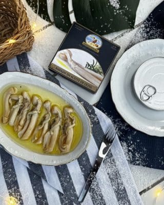 Couteaux à l'huile d'olive de Galice en présentation - Mariscadora - Nouvelle Vague l'épicerie fine de la pêche à Bordeaux depuis 2017